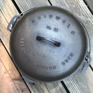 Griswold No. 10 Dutch oven lid